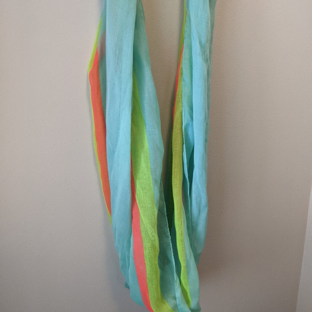 Infinity scarf - Picture 2 of 3